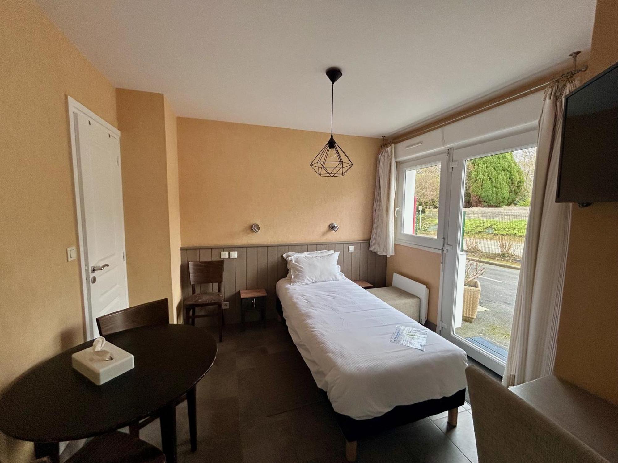 Brit Hotel Lannion-Perros Guirec Экстерьер фото