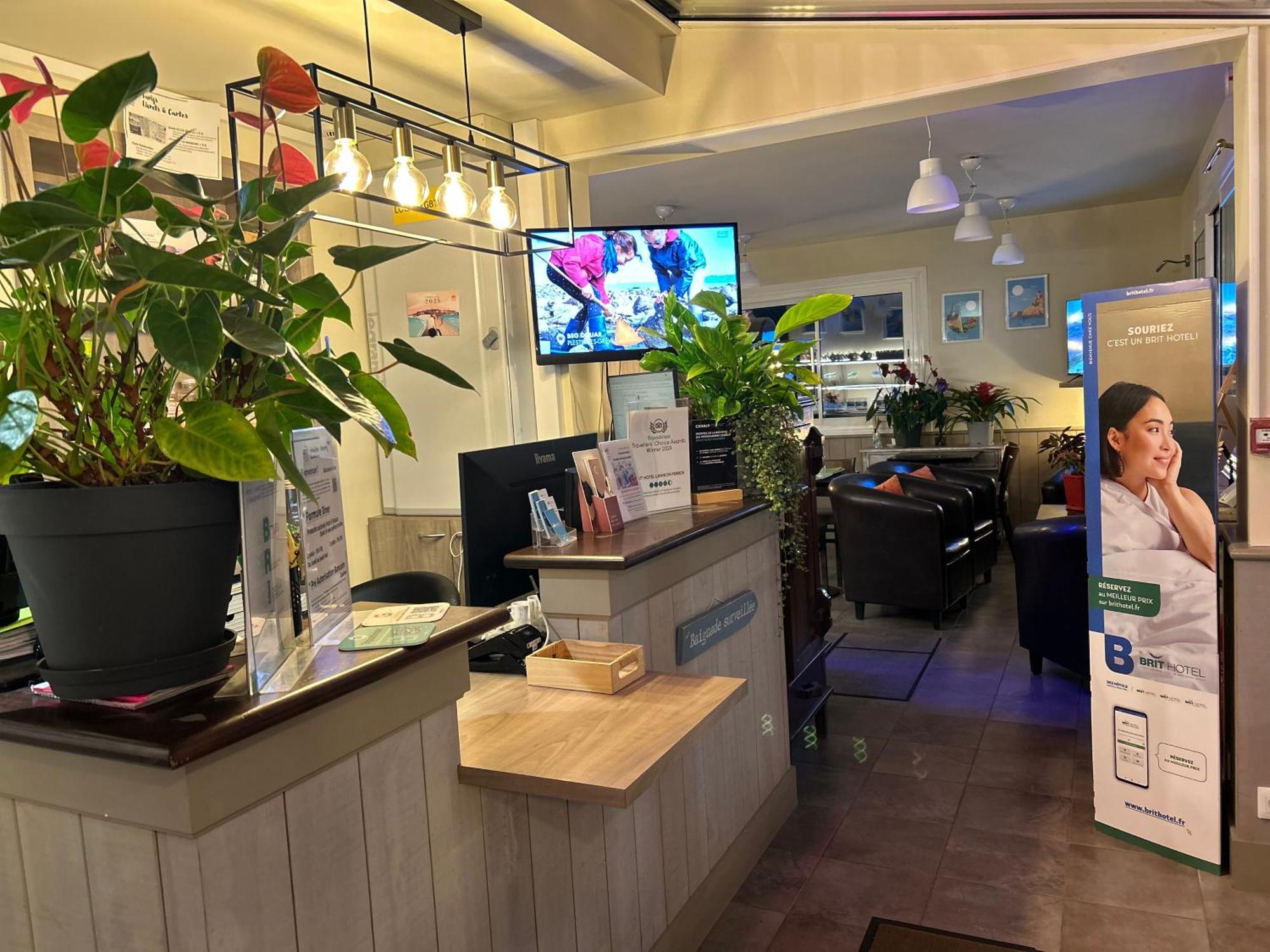Brit Hotel Lannion-Perros Guirec Экстерьер фото